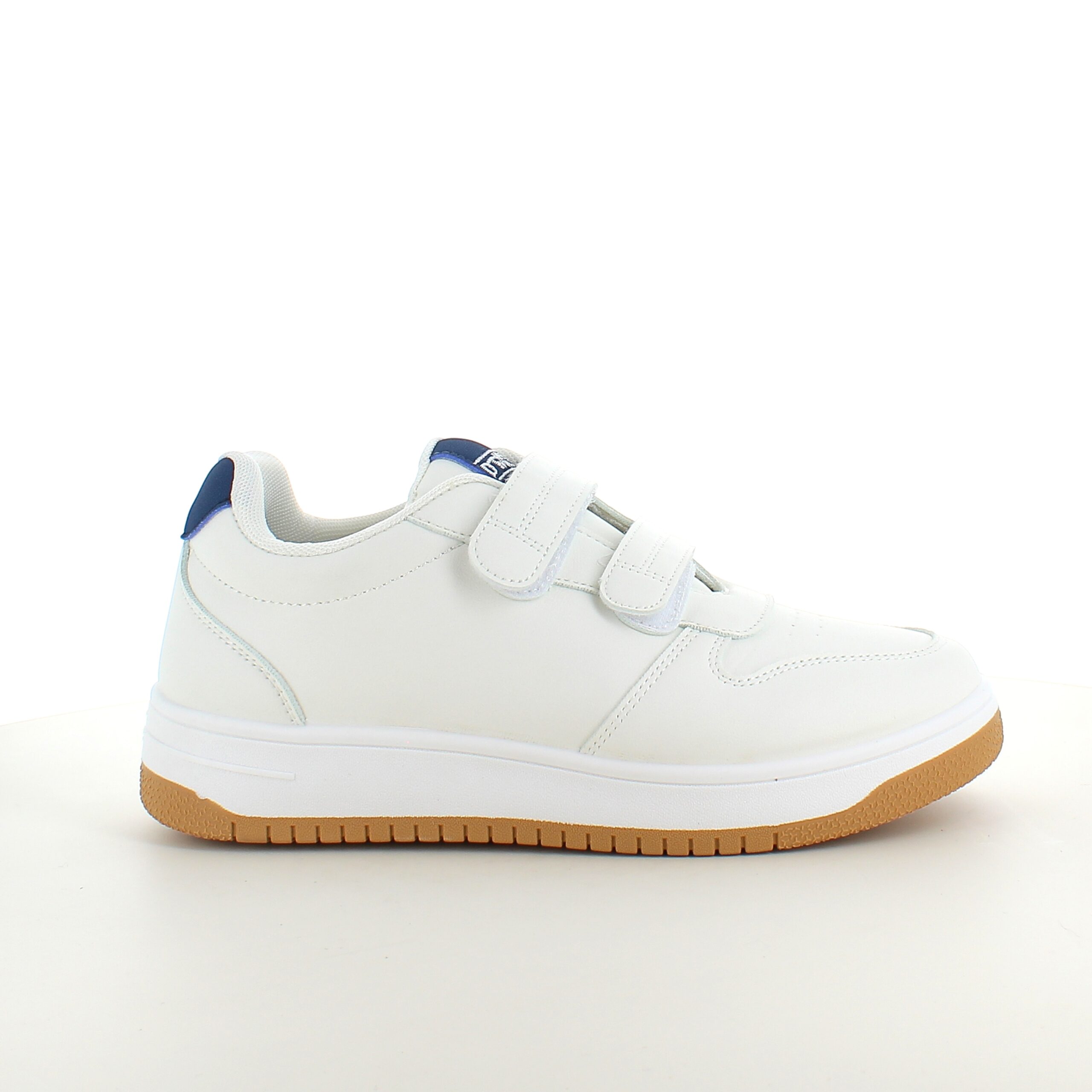 Hvid sko med velcroremme og ekstra stødabsorbering i hælen