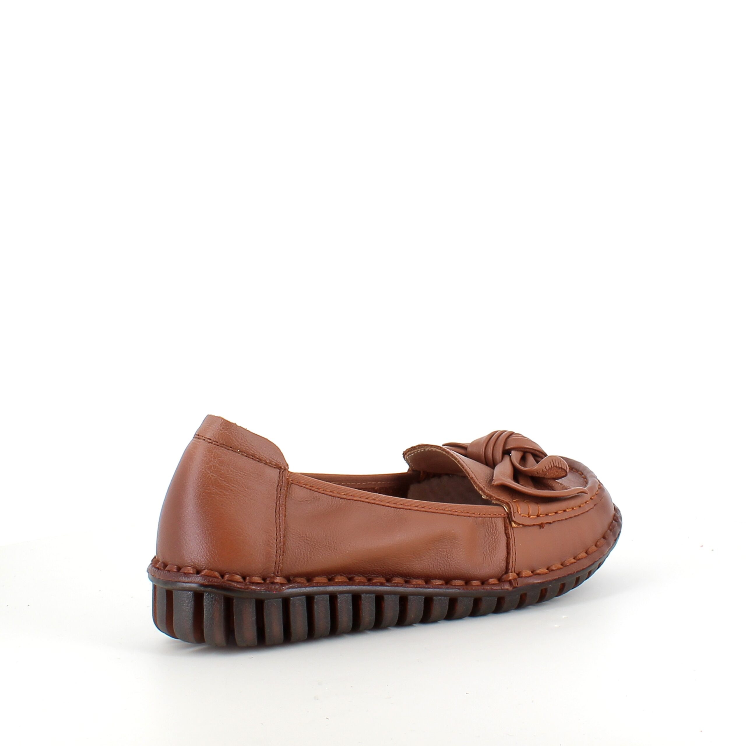 Elegant ballerina i brunt skind