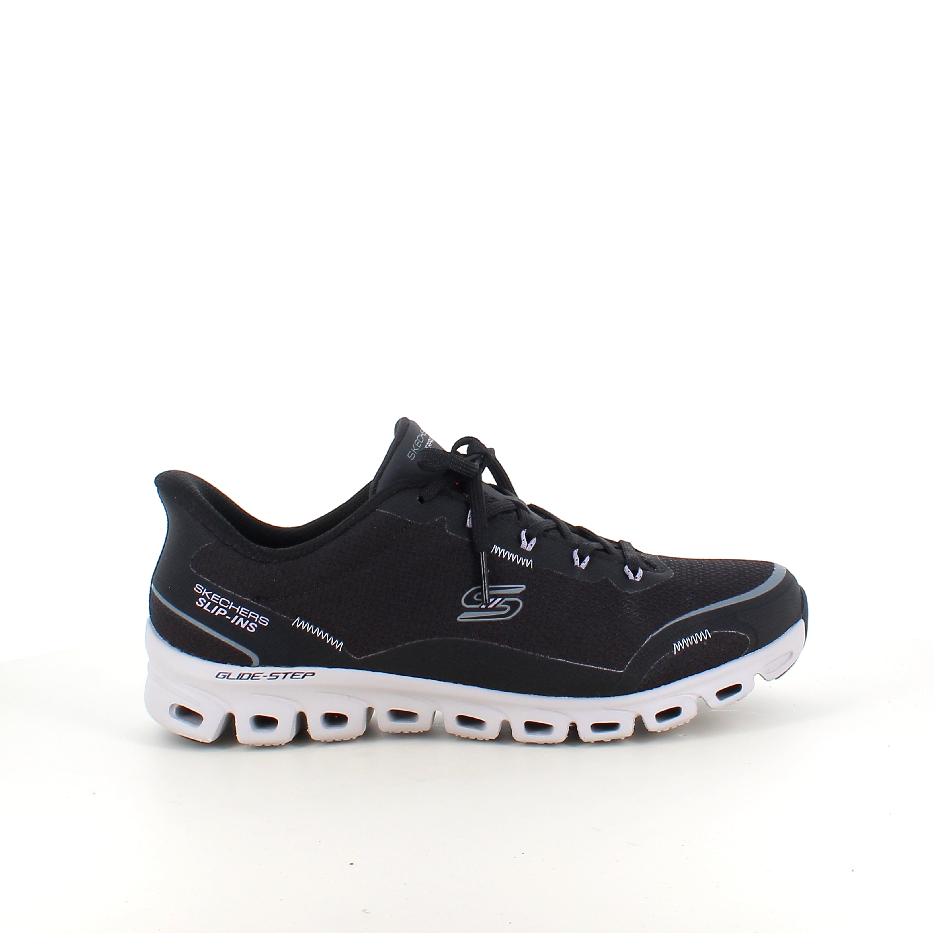 Skechers Glide-Step® Drizzle – vandtæt komfortsko med nem Slip-ins pasform