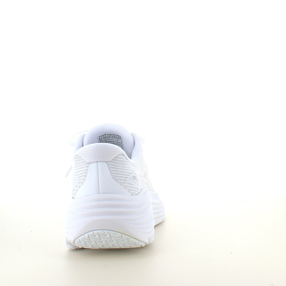 Skechers Max Cushioning Hvid slip on sneaker med maksimal stødabsorbering