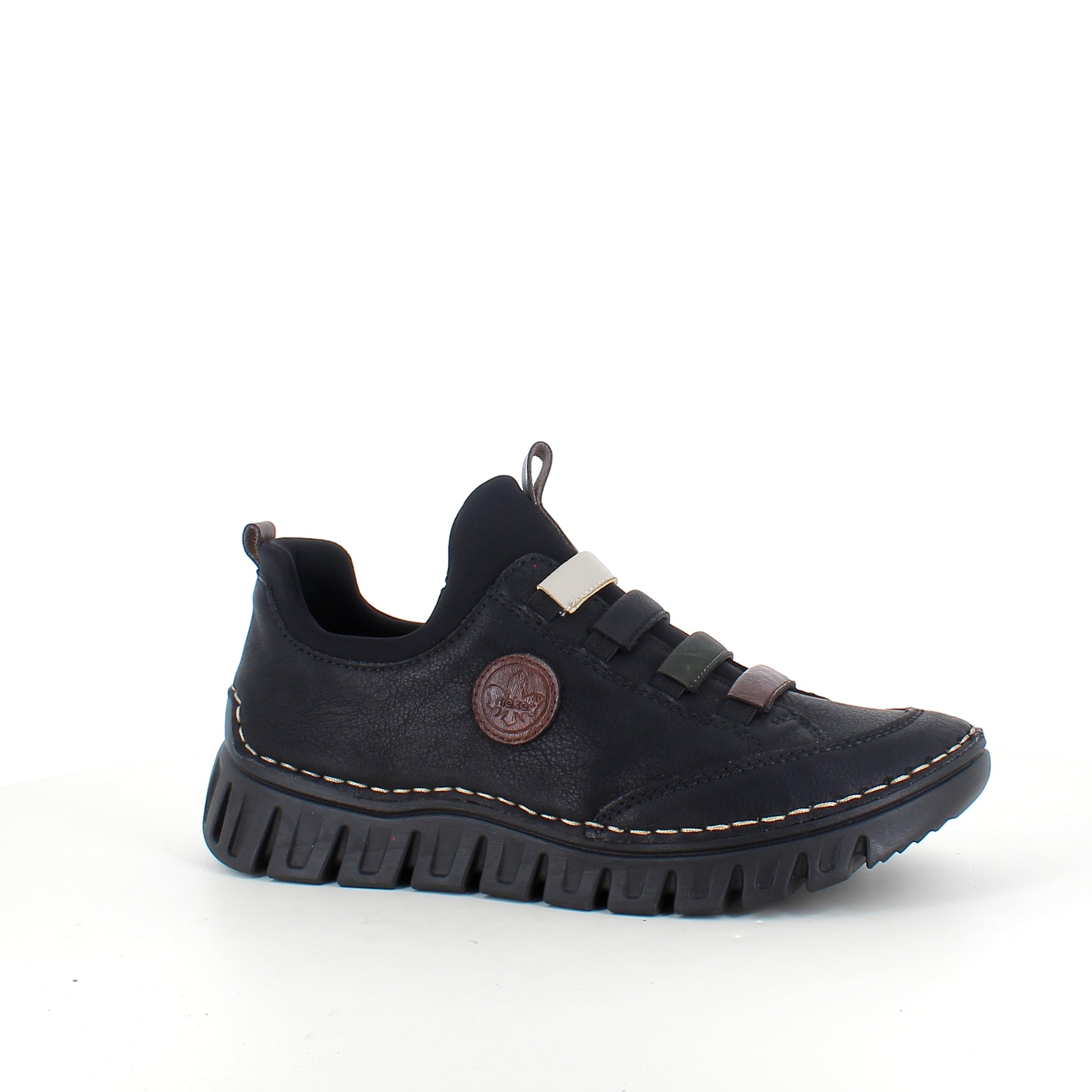 Rieker sko til dame i sort – fleksibel slip-on komfort