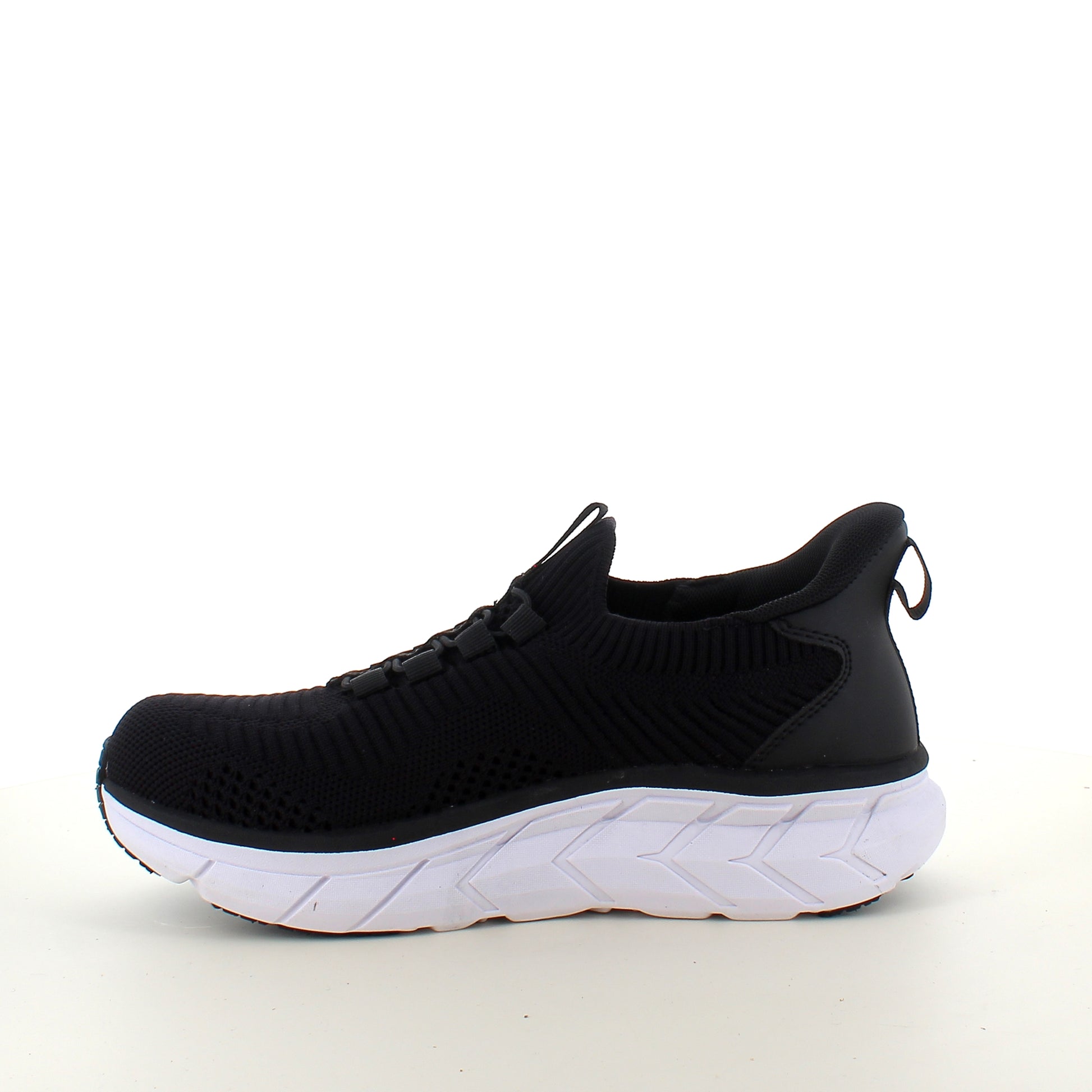 Endurance StepGo sneaker i sort
