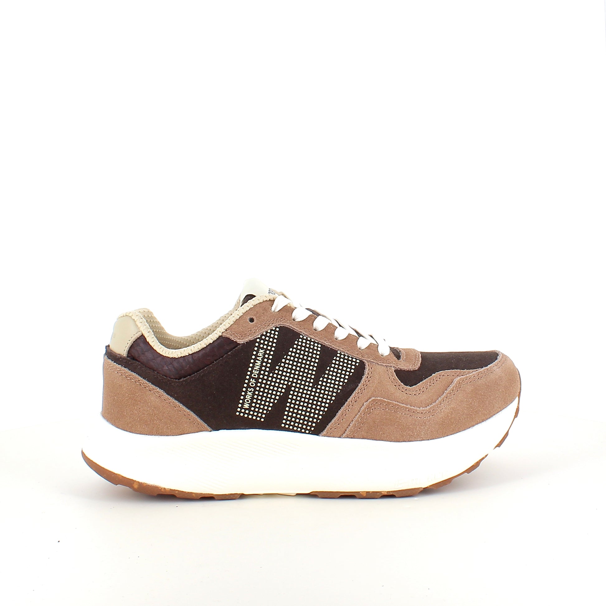 Mathilde Runner Leather – Woden sneaker i brune nuancer med let gængesål