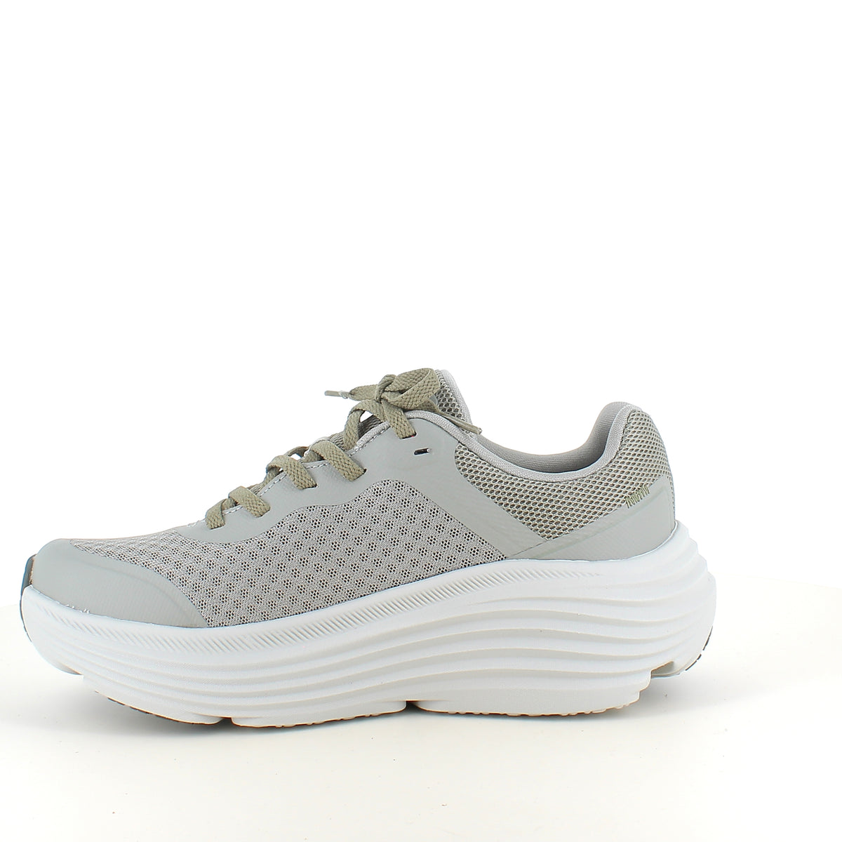 Skechers Max Cushioning Endeavour – stødabsorberende komfort til lange dage