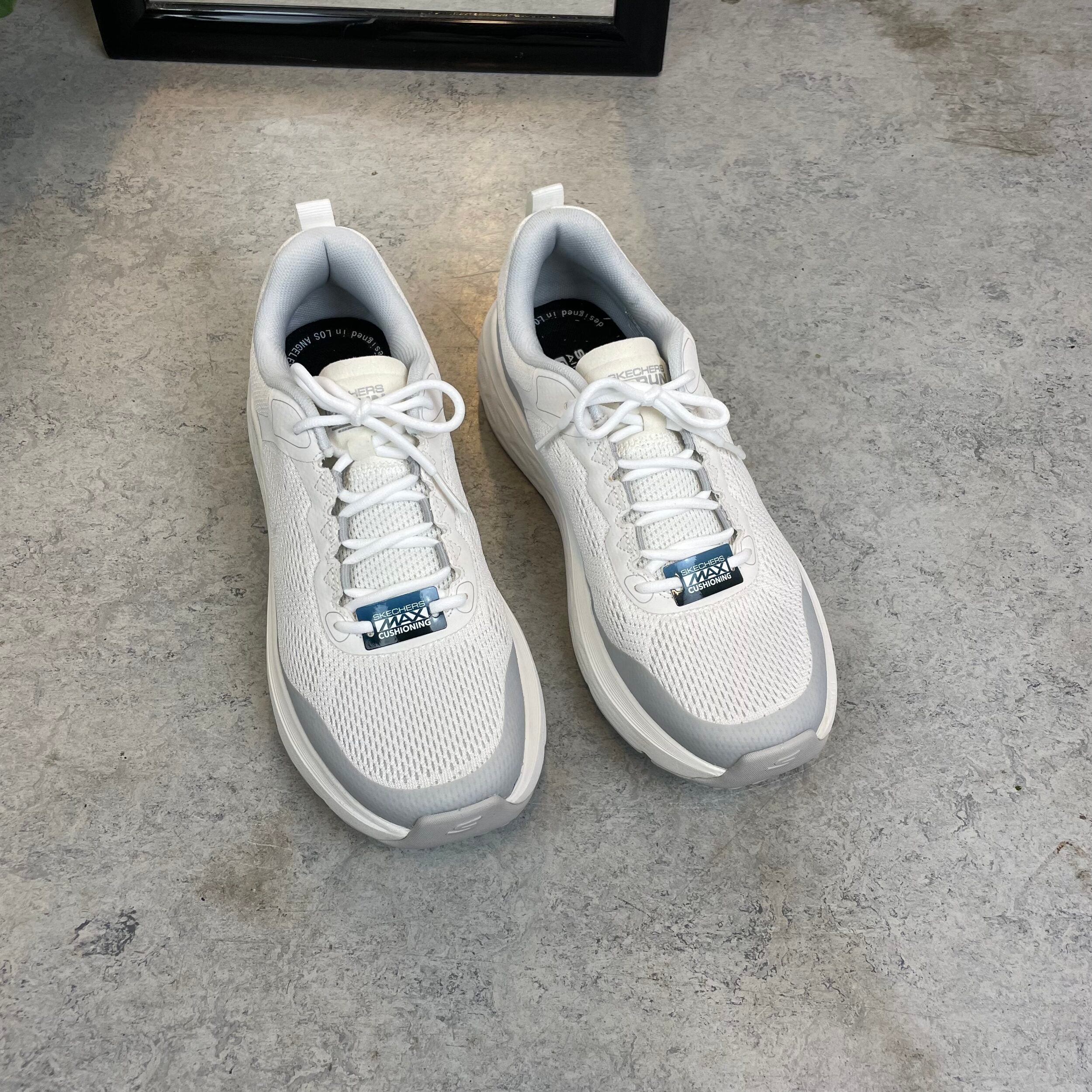 Hvid Skechers herre sko med Max Cushioning