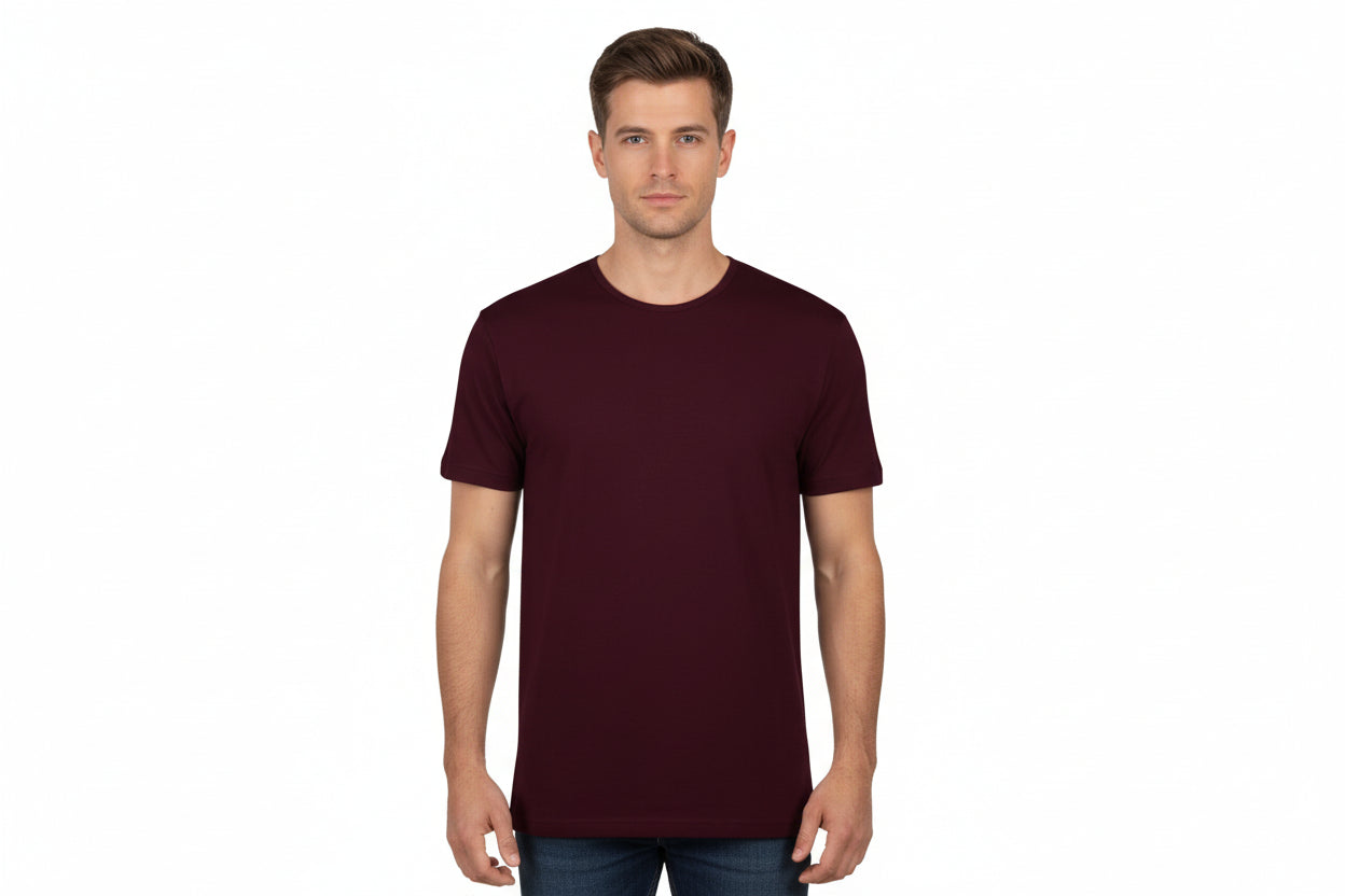 Mørk bordeaux t-shirt med rund hals til mænd