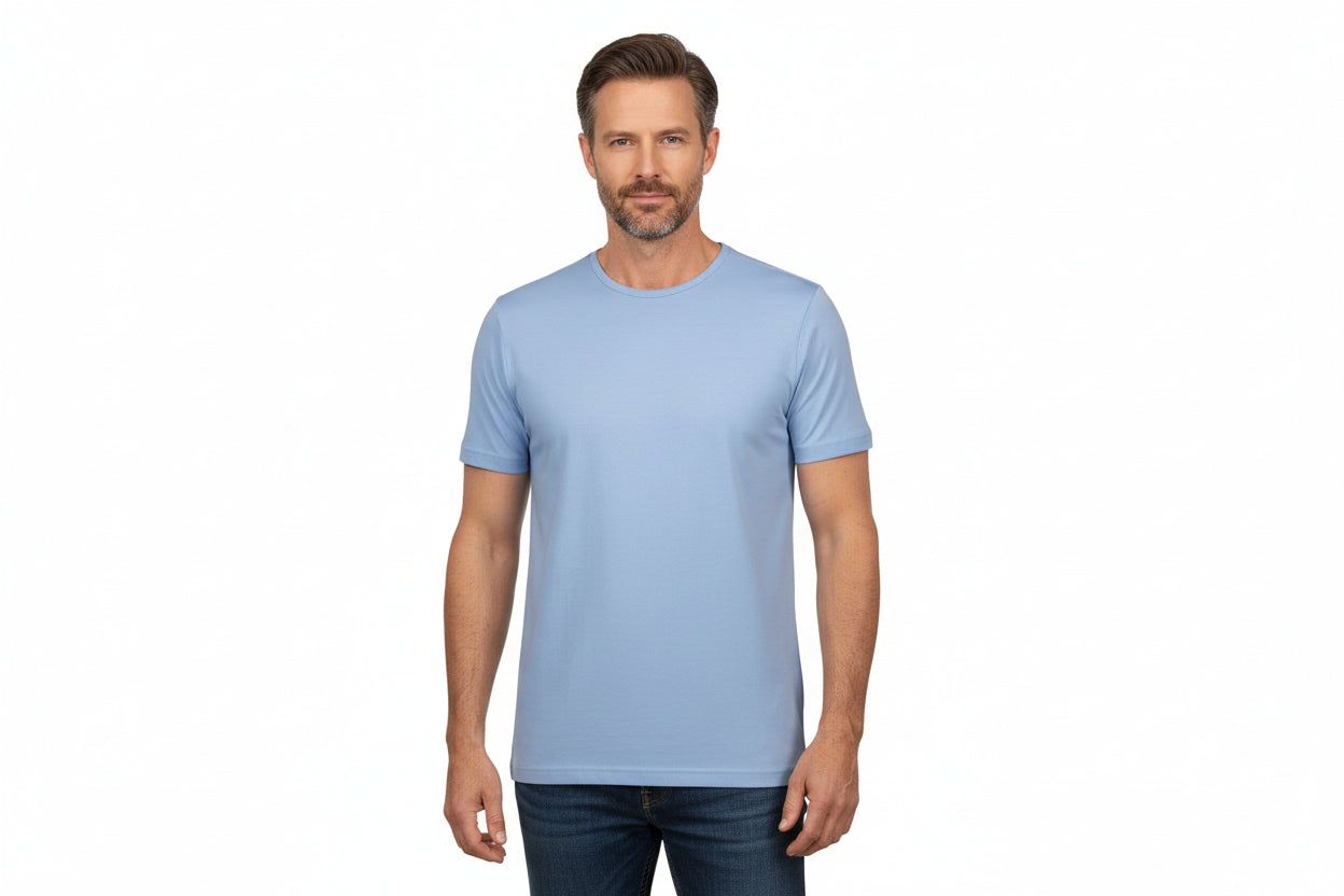 Lyseblå t-shirt med rund hals til mænd