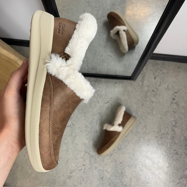 Skechers Hands Free Slip-ins – varm hjemmesko med Memory Foam