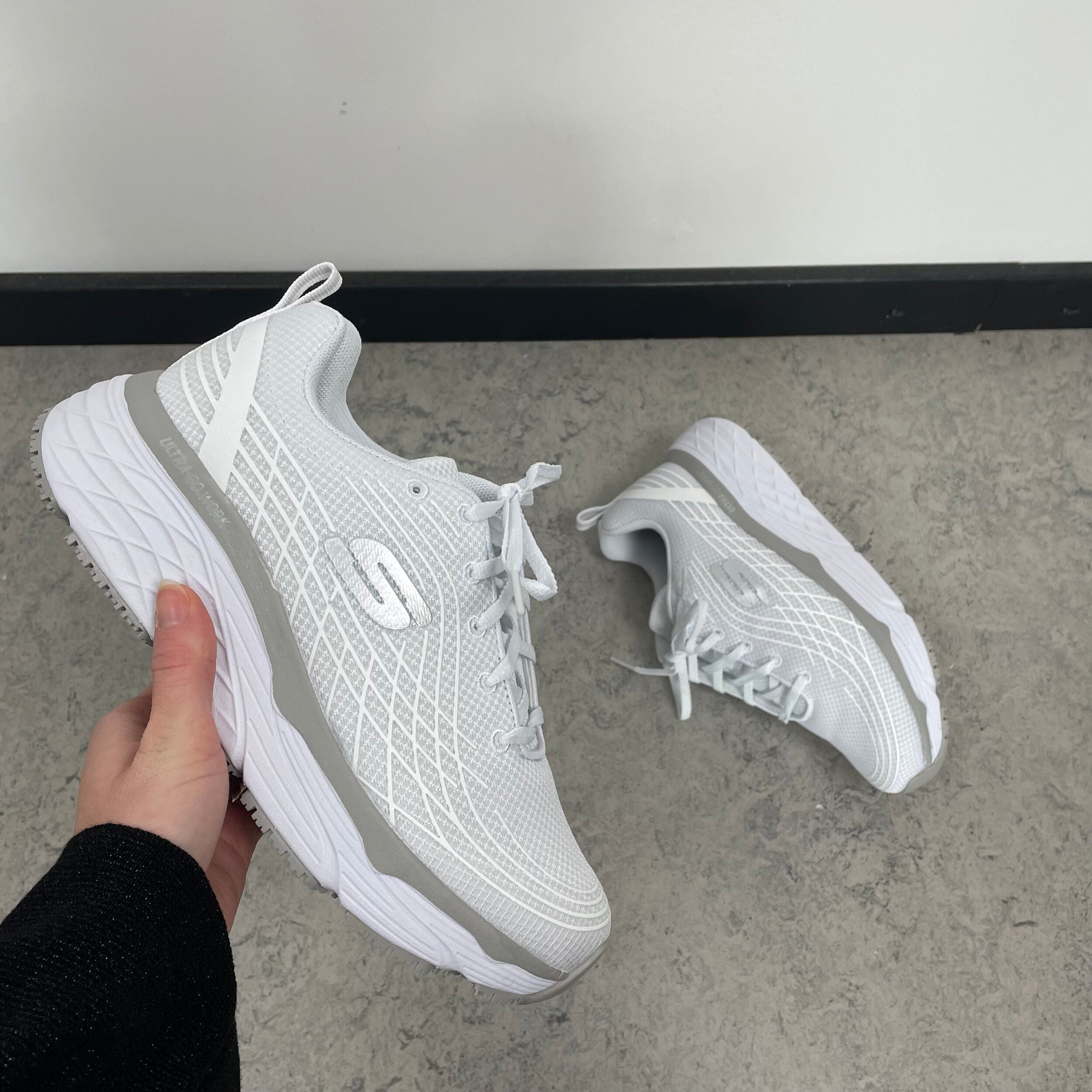Skechers Work med max cushioning såler i hvid