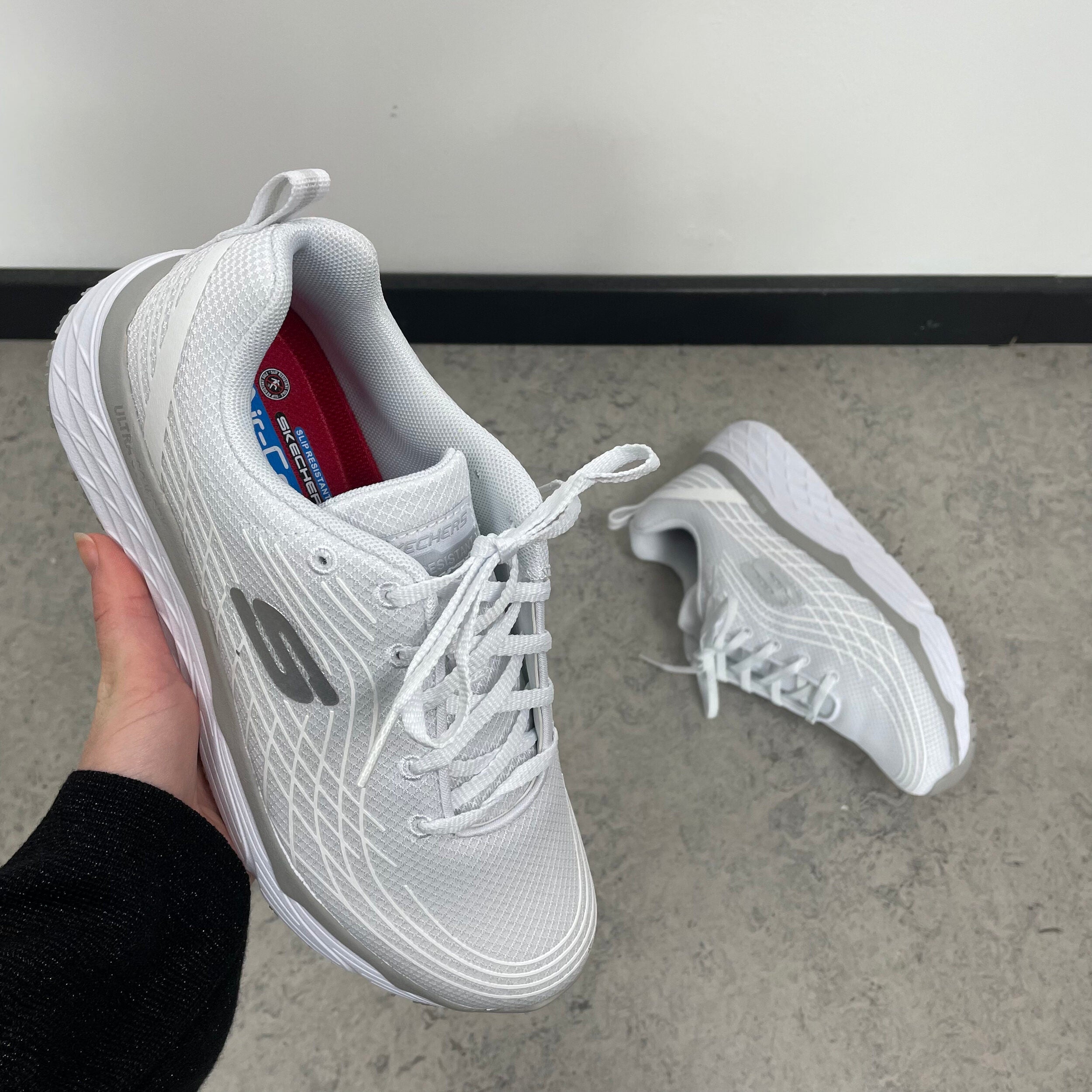 Skechers Work med max cushioning såler i hvid