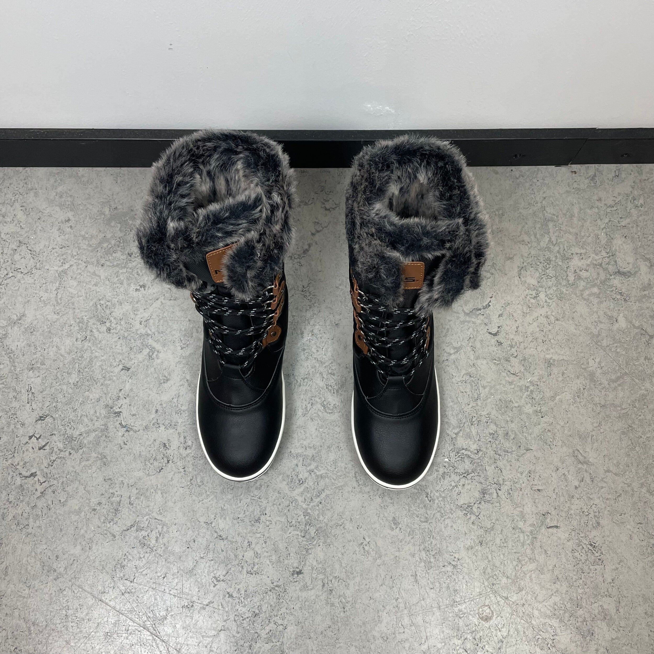 Sort vandtæt vinterstøvle fra Mols