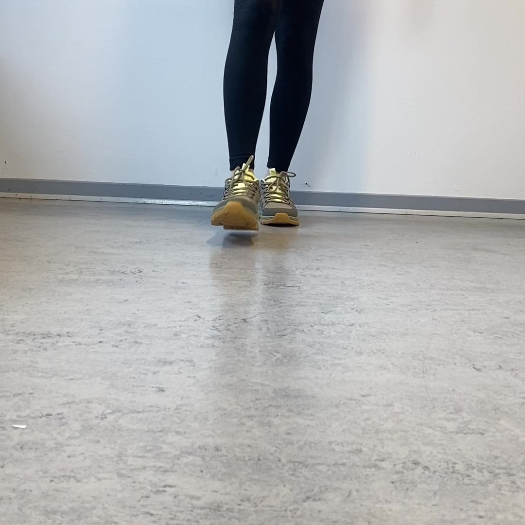 Indlæs video: Khaki Green Comfort sko med masser af stødabsorbering