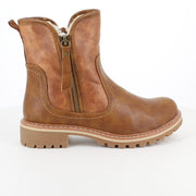 Brun vinterstøvle med foer og smarte detaljer