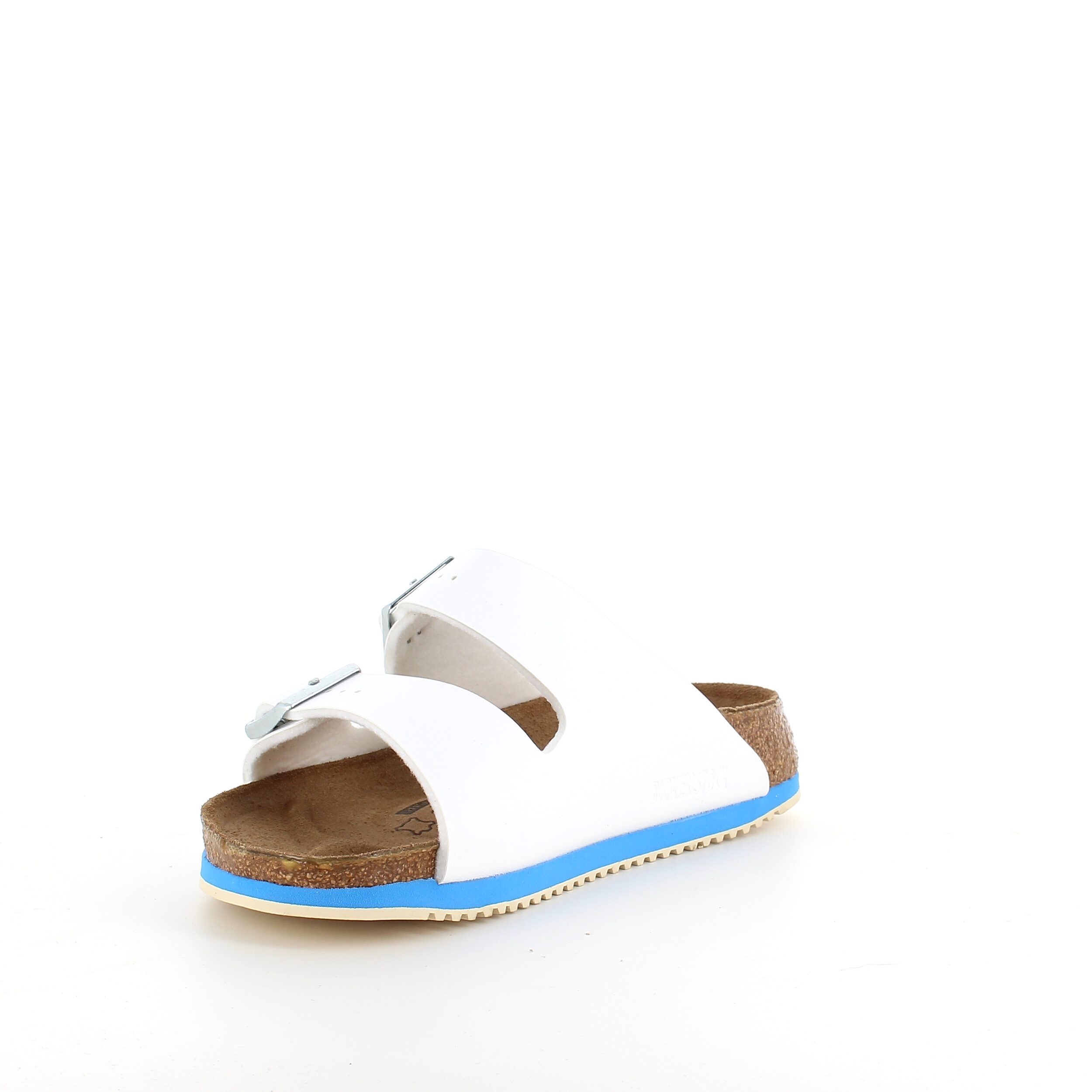 Hvid Arizona sandal fra Birkenstock med godkendte skridhæmmende såler