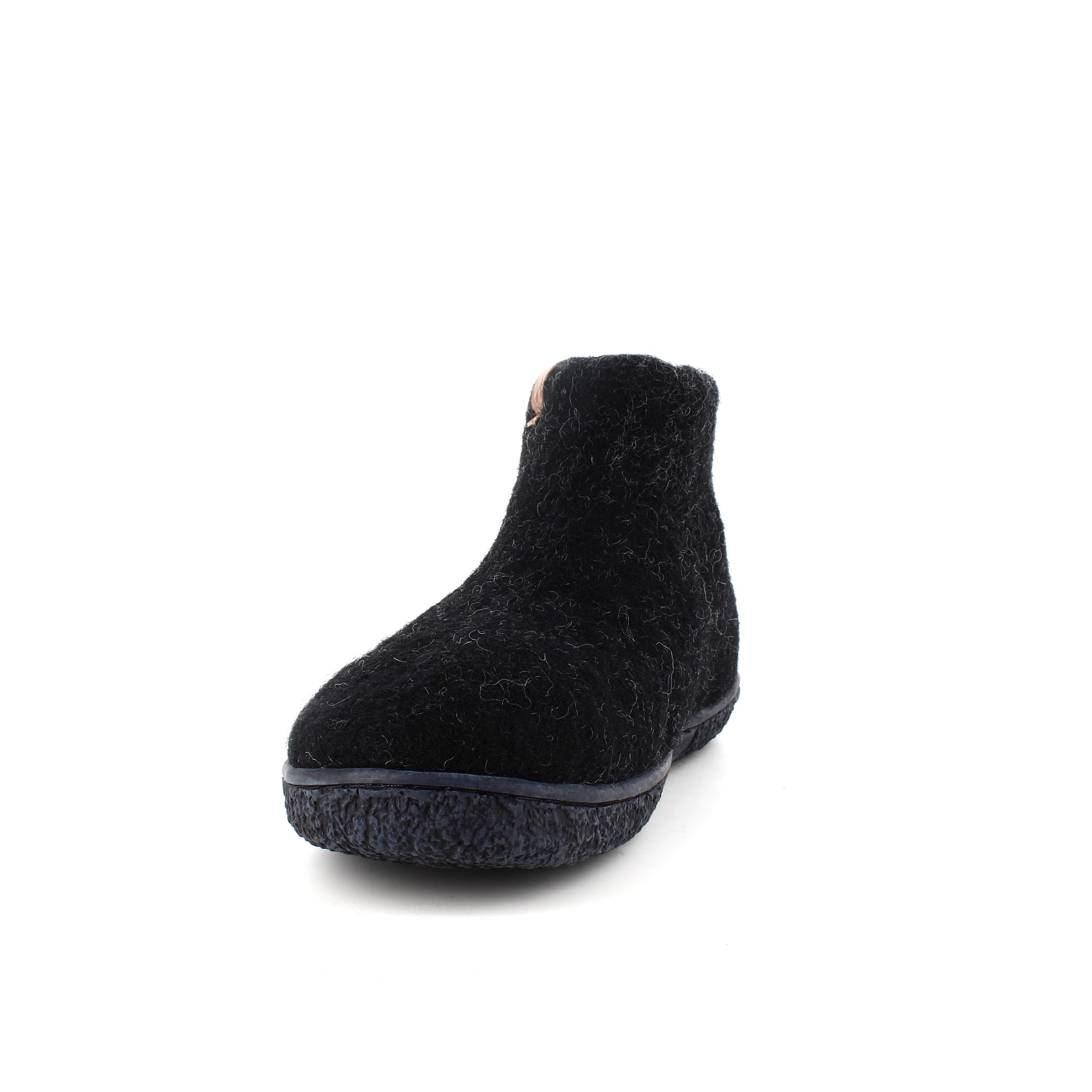 Høj sort sutsko i uld med skridhæmmende såler fra Green Comfort