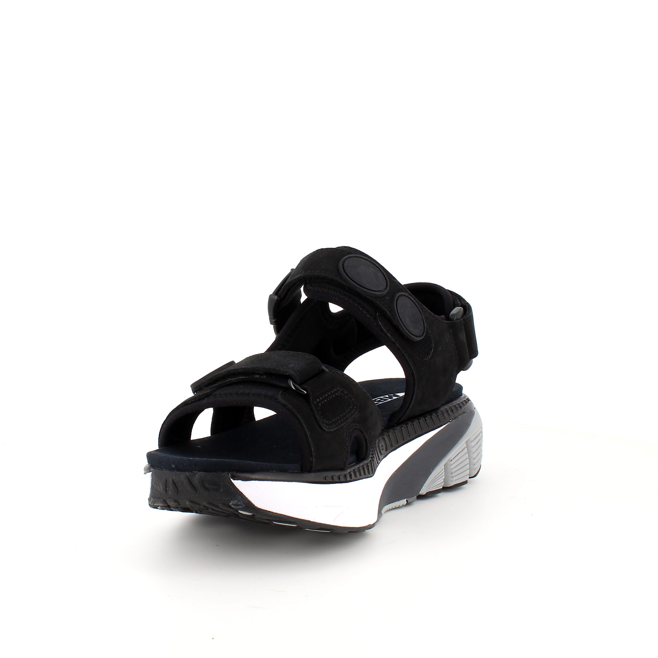 MTR sandal fra MBT i sort med de kendte MBT såler