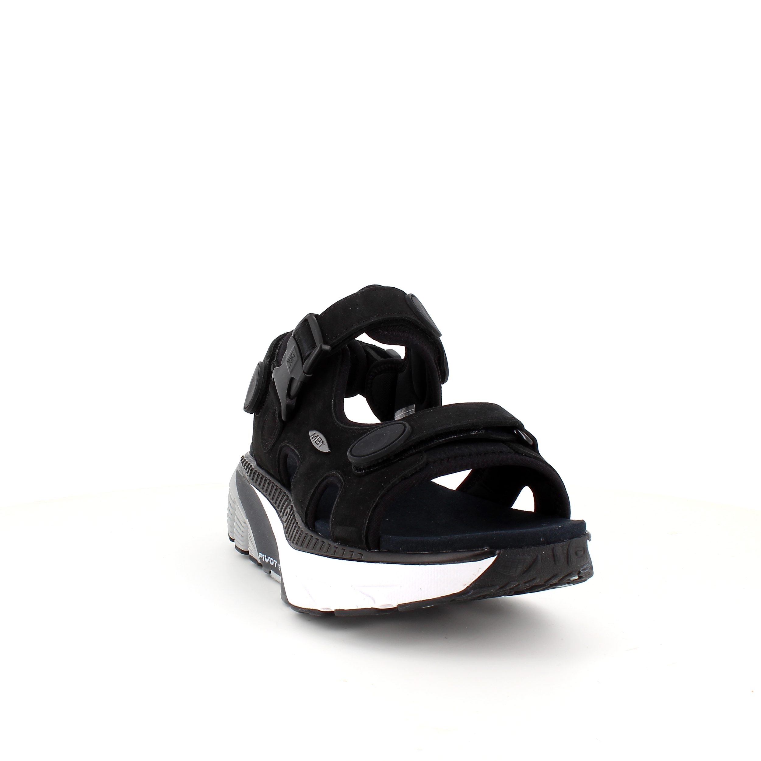 MTR sandal fra MBT i sort med de kendte MBT såler