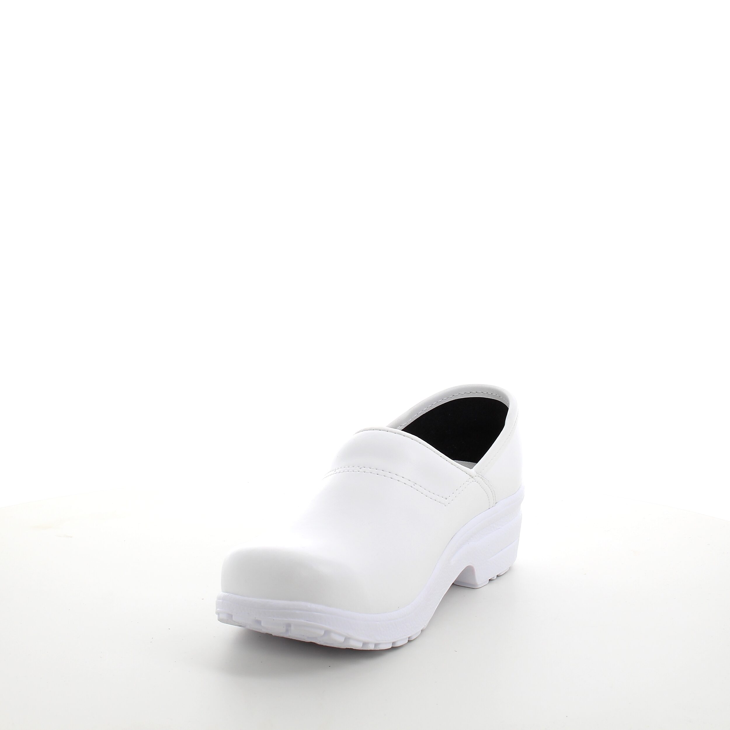 Hvid træsko i god kvalitet med hælkap og god komfort