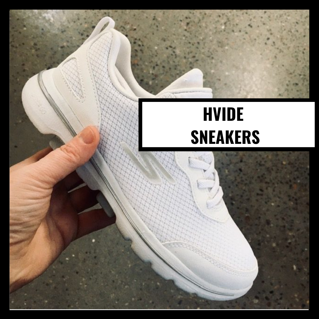 Hvide sneakers dame ! Se vores udvalg af sneakers her →