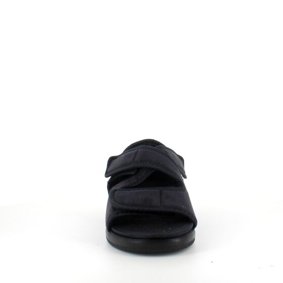 Sandal fra OrtoMed med velcro og hælkap