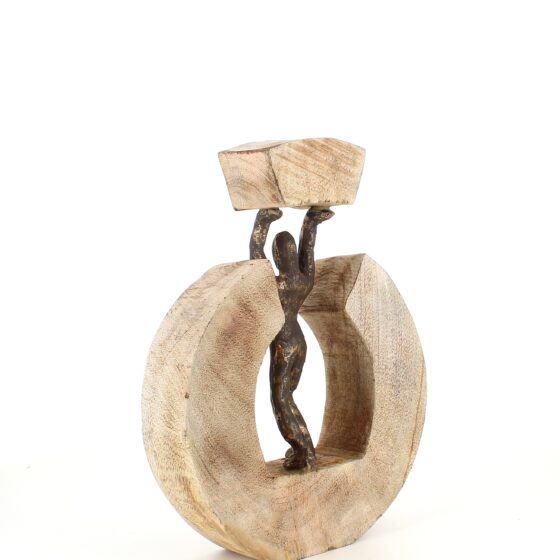 Du løfter opgaven, træfigur 23 cm