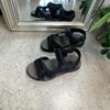 Sort herresandal med bløde remme og bund
