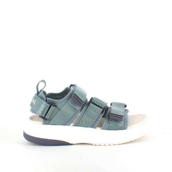 Grøn sandal fra Gaitline med gængesål