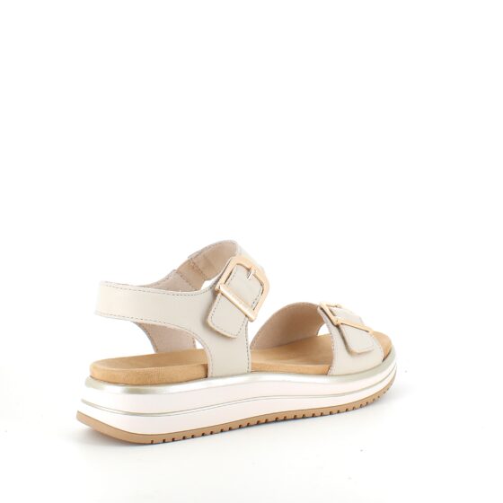 Flot beige sandal fra Remonte med udtagelig indersål.