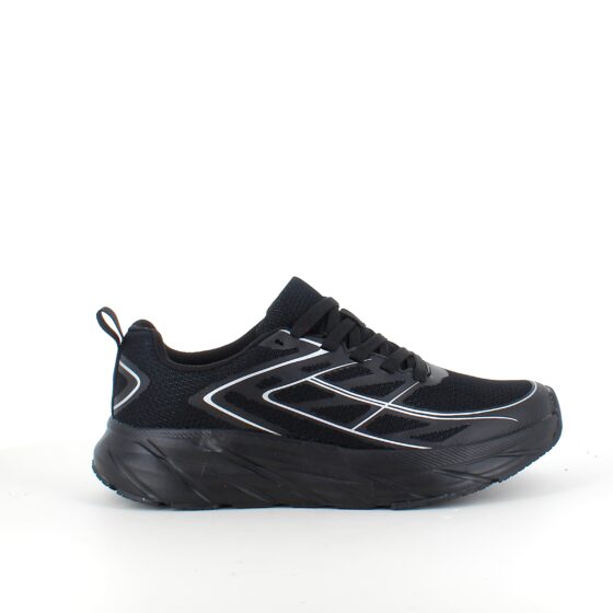 Sort sneakers i åndbart mesh