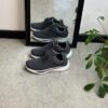 Mørkegrå sneakers med fremragende stødabsorbering