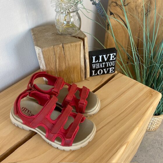 Rød Corsica sandal fra Green Comfort med god svangstøtte