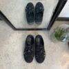 Lukket trekkingsandal i sort – Komfort og funktion i et diskret look
