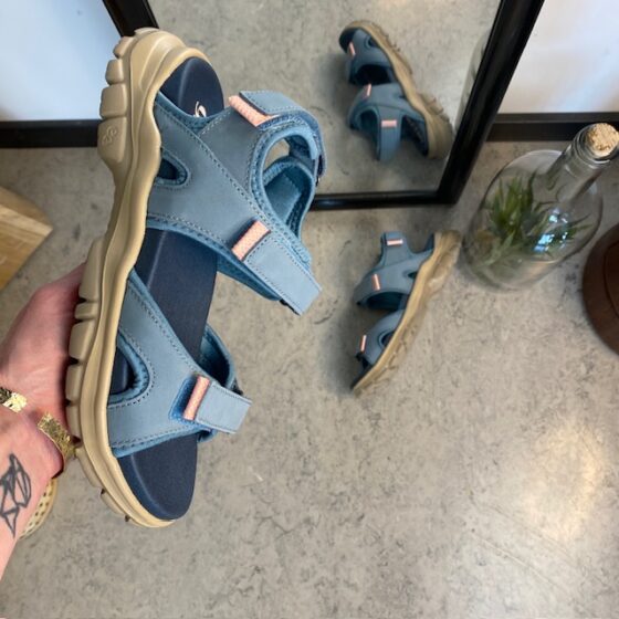 Blå Green Comfort sandal til dig som går og står mange timer