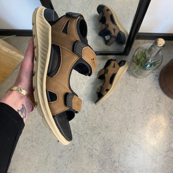 Brun herre vandresandal fra Whistler med god svangstøtte