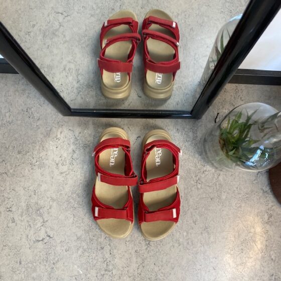 Rød Corsica sandal fra Green Comfort med god svangstøtte