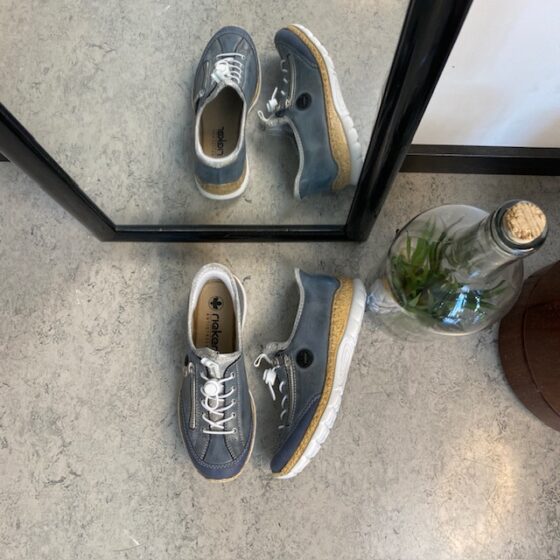 Blå Rieker slip-on sneakers med sølv effekter