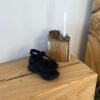 Sorte Rieker vandresandal med ekstra stødabsorbering ved hælen
