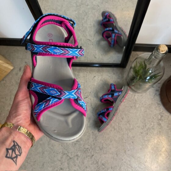 Blå/Pink CMP letvægts sandal med fantastisk komfort