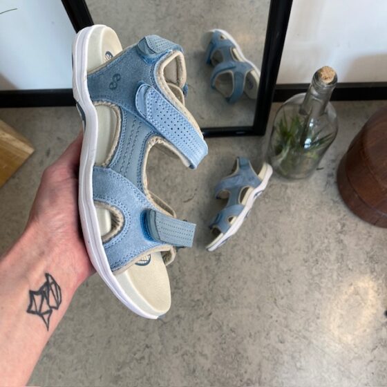 Blå Corsica sandal fra Green Comfort med god svangstøtte