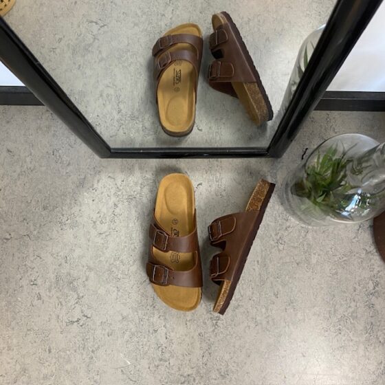 Brun Cruz biosandal med brede remme