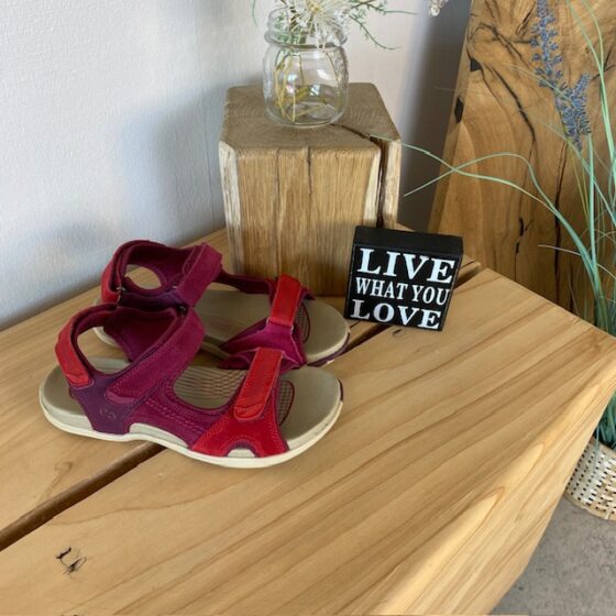 Rød Corsica sandal fra Green Comfort med god svangstøtte
