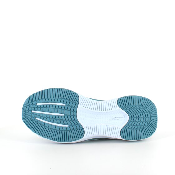 Blå slip-ins sko fra Skechers med elastiksnøre