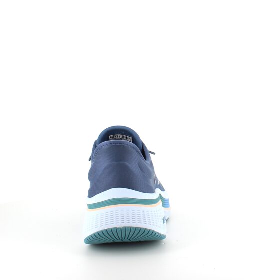 Blå slip-ins sko fra Skechers med elastiksnøre