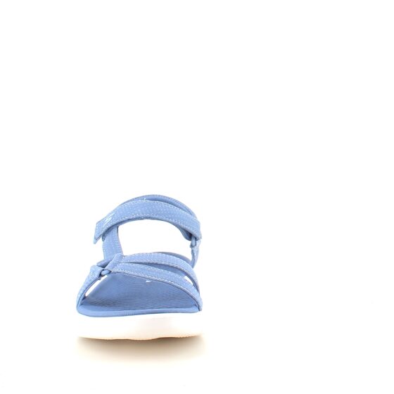 Lyseblå Skechers GOwalk sandal, bred model