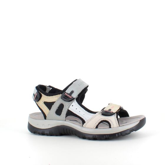 Beige sportssandal