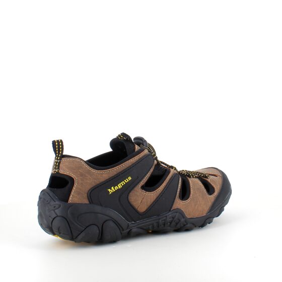 Outdoor sandal til mænd i brun