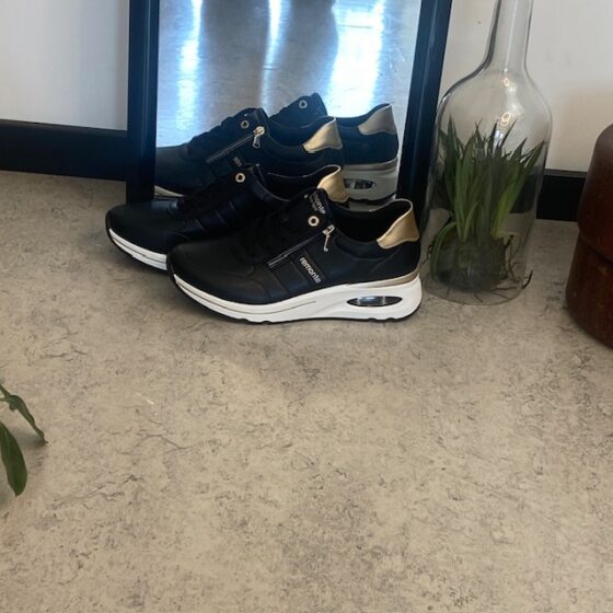 Komfortabel sneakers fra Remonte med masser af svangstøtte