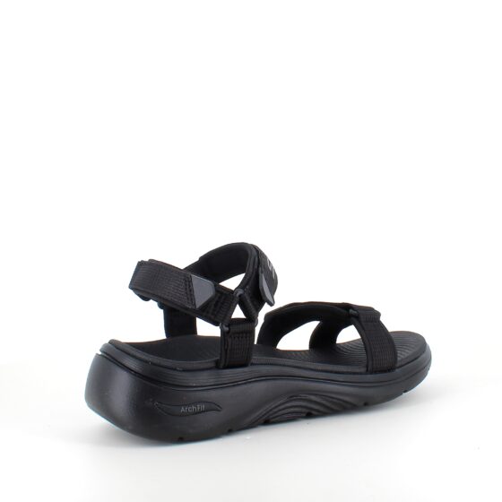 Skechers sandal med svangstøtte og 3 justerbare remme i sort