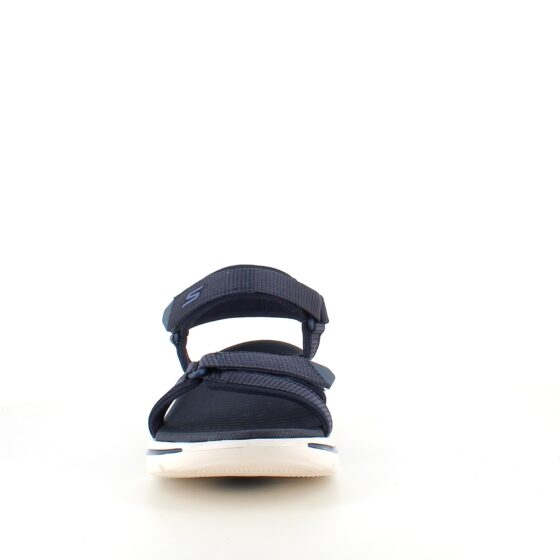Skechers sandal med svangstøtte og 3 justerbare remme i marineblå.