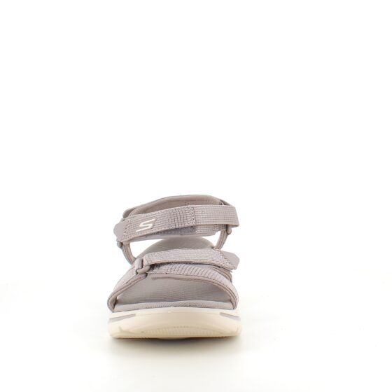 Skechers sandal med svangstøtte og 3 justerbare remme i beige.